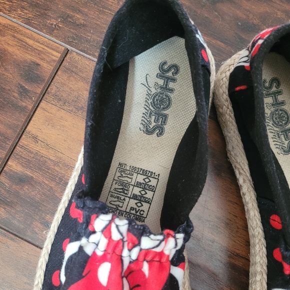 Women's Minnie Mouse espadrilles- size 7 - Picture 4 of 5